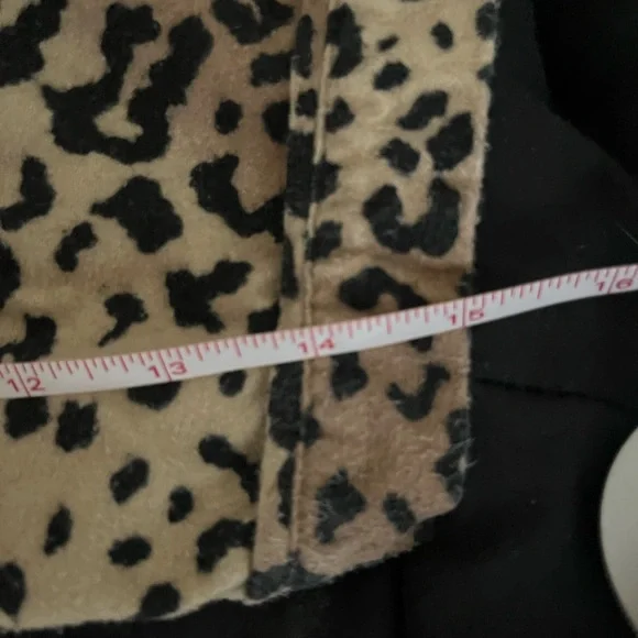 EUC Flannel Leopard Print junior sized Pajama Set - Picture 5 of 9